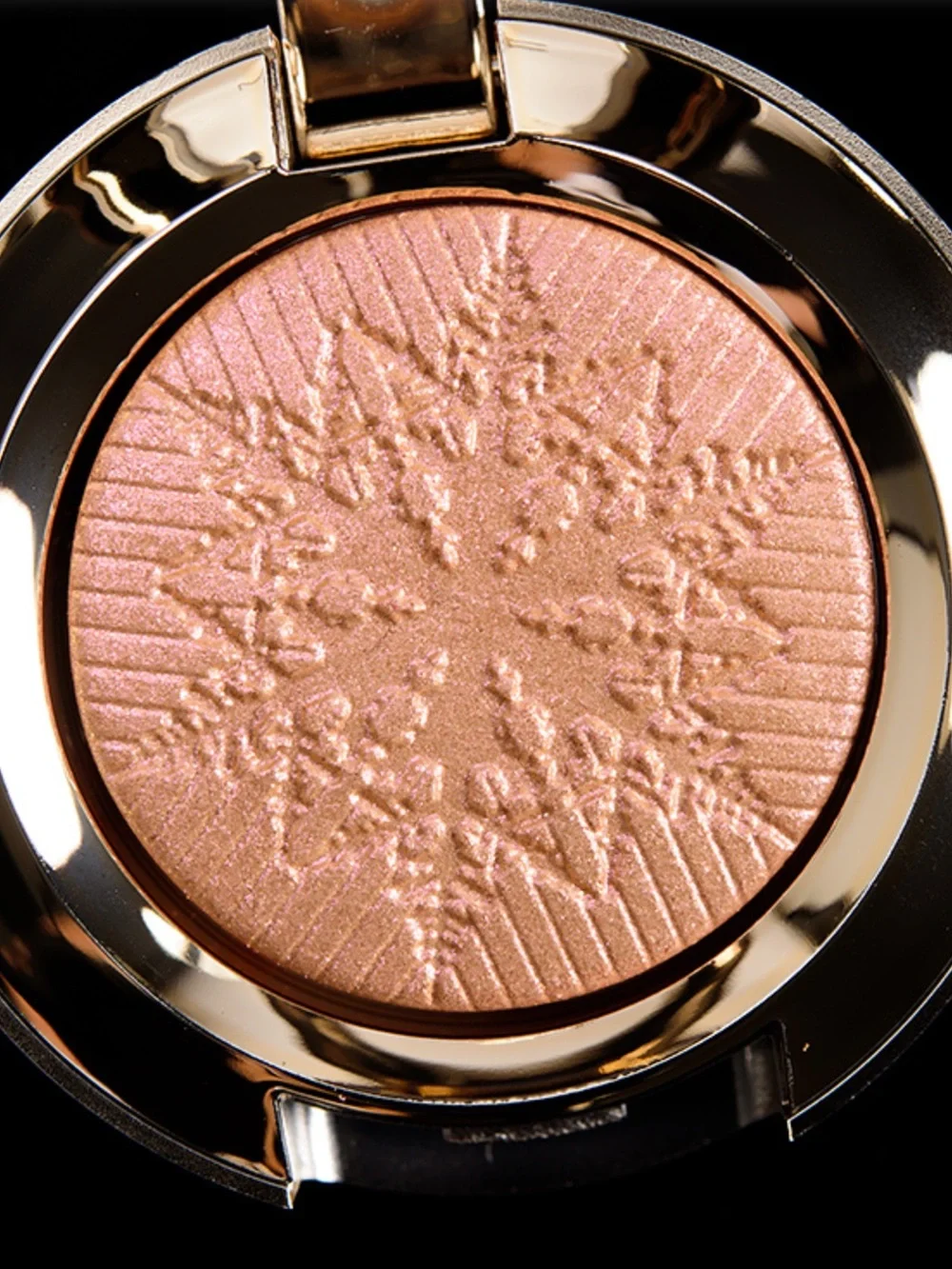 MAC Cosmetics Extra Dimension Eyeshadow Delicate Drift - BNIB, LE Discontinued